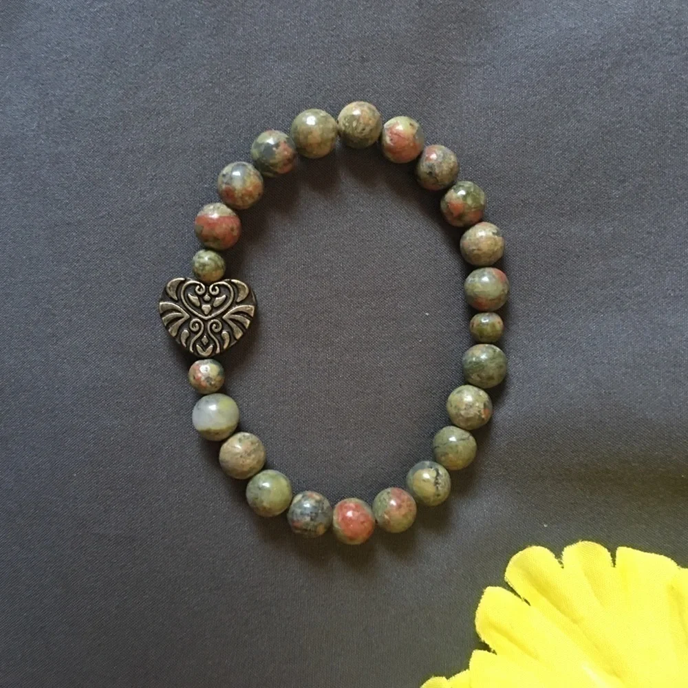 Bracelet heart, green/brown/pinkish beads